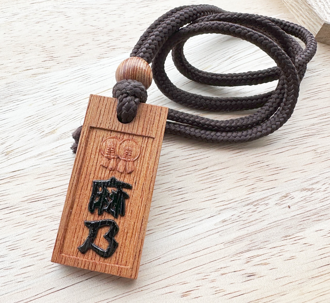 ねぶた祭り 手振り鉦デザインの木札